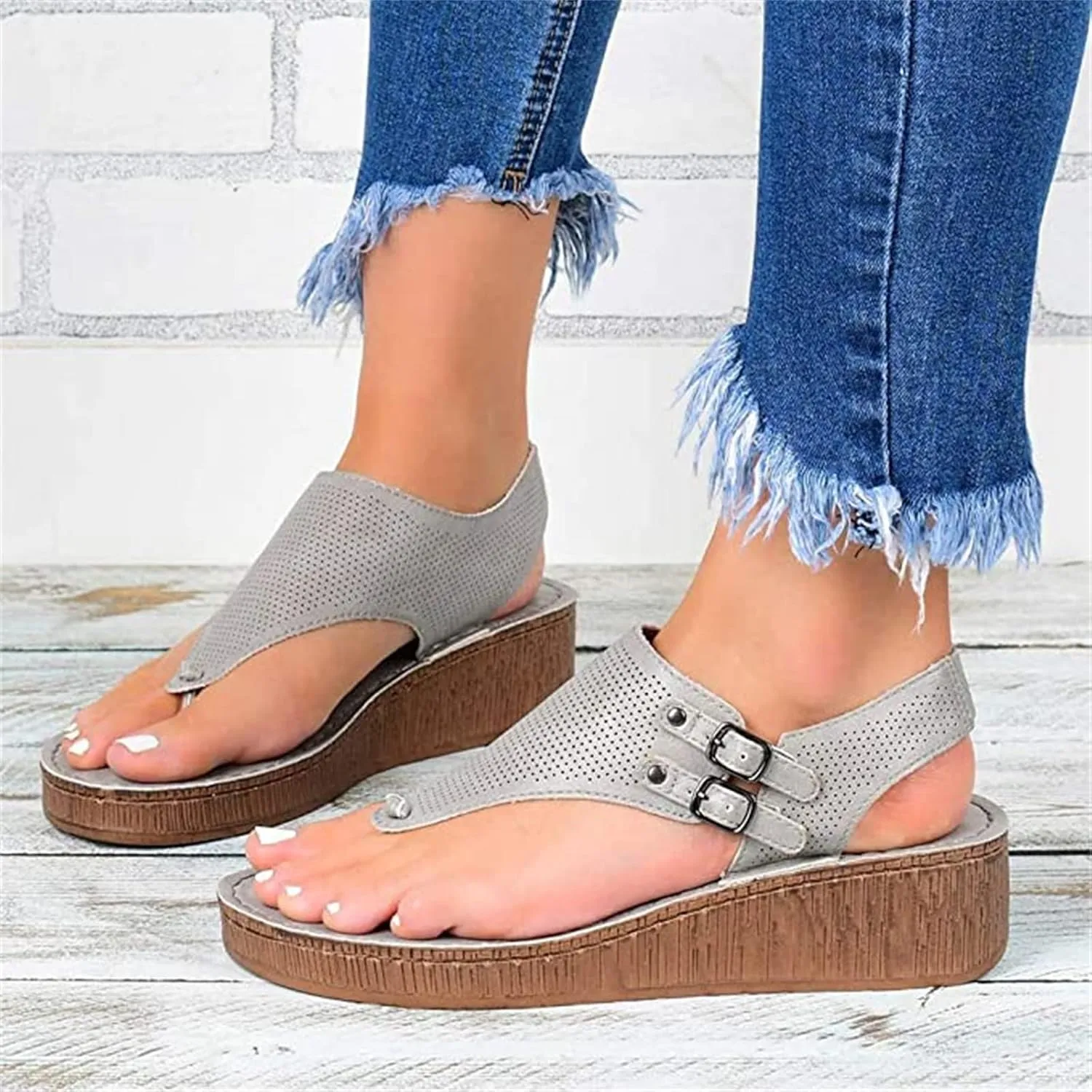 Ladmiple Sandals for Women 2023 Fashion Ankle Strap Flip Flop Sandal Casual Beach Clip Toe Slipppers Shoes Dressy Summer