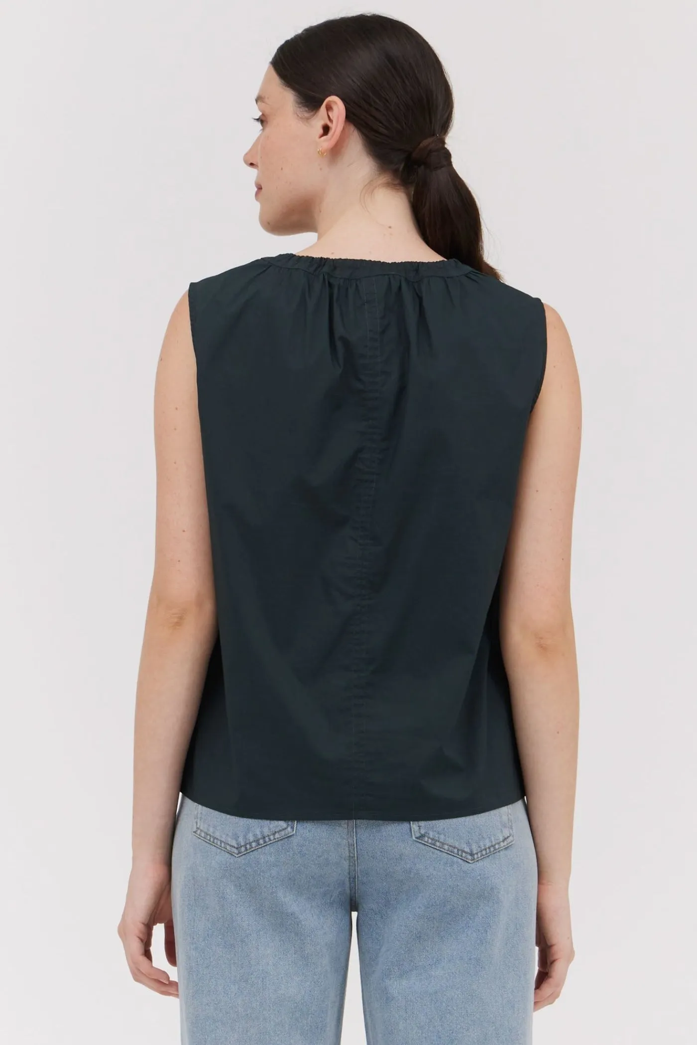 MARIS SLEEVELESS COTTON TOP