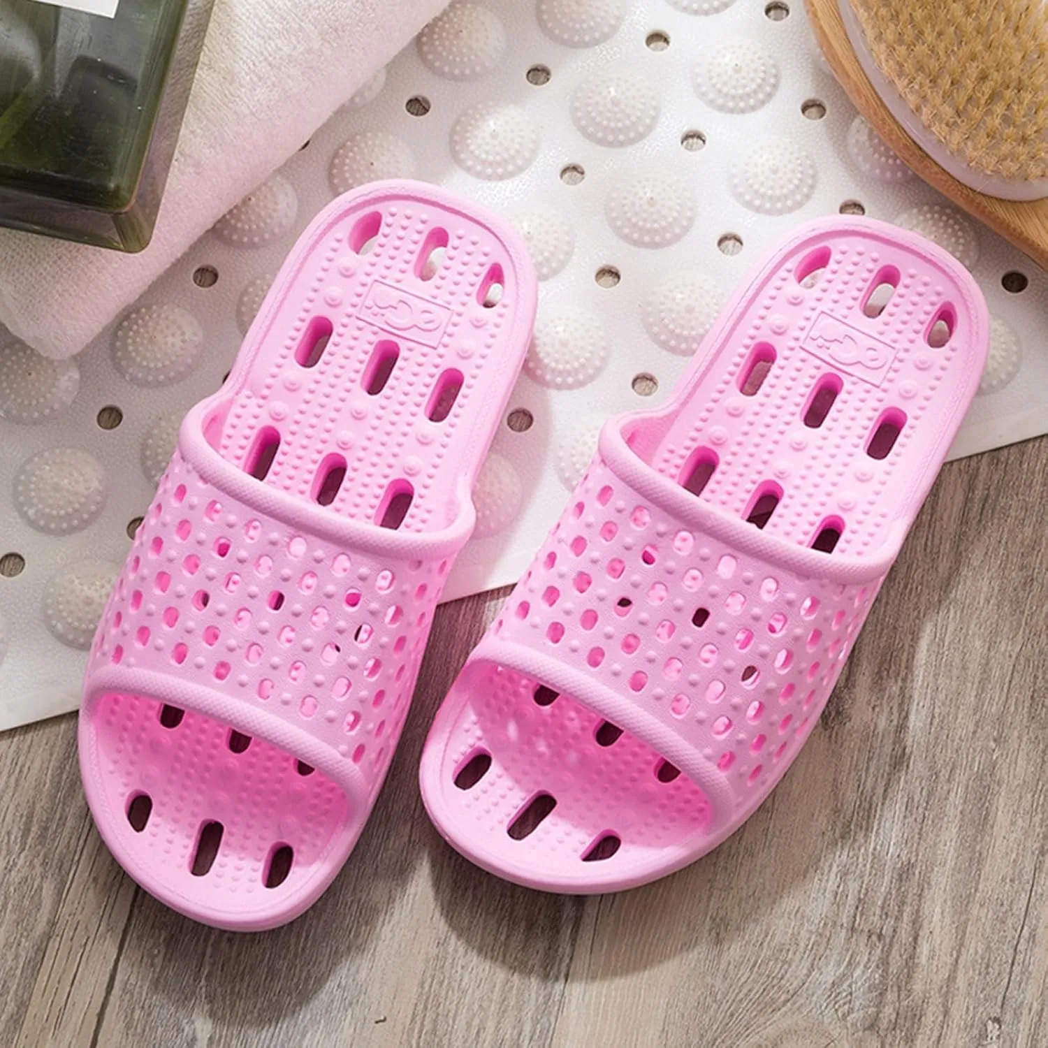 Mens Shower Shoes Slides for Women Cloud Slippers for Men Womens Slides Pool Living Room Quick Drying Slippers