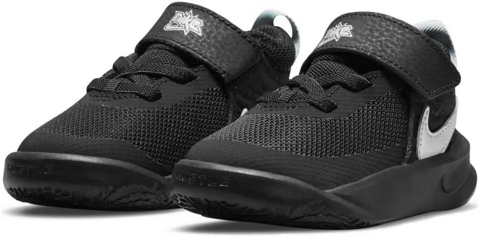 Nike unisex-child Team Hustle D 10 (Infant/Toddler)