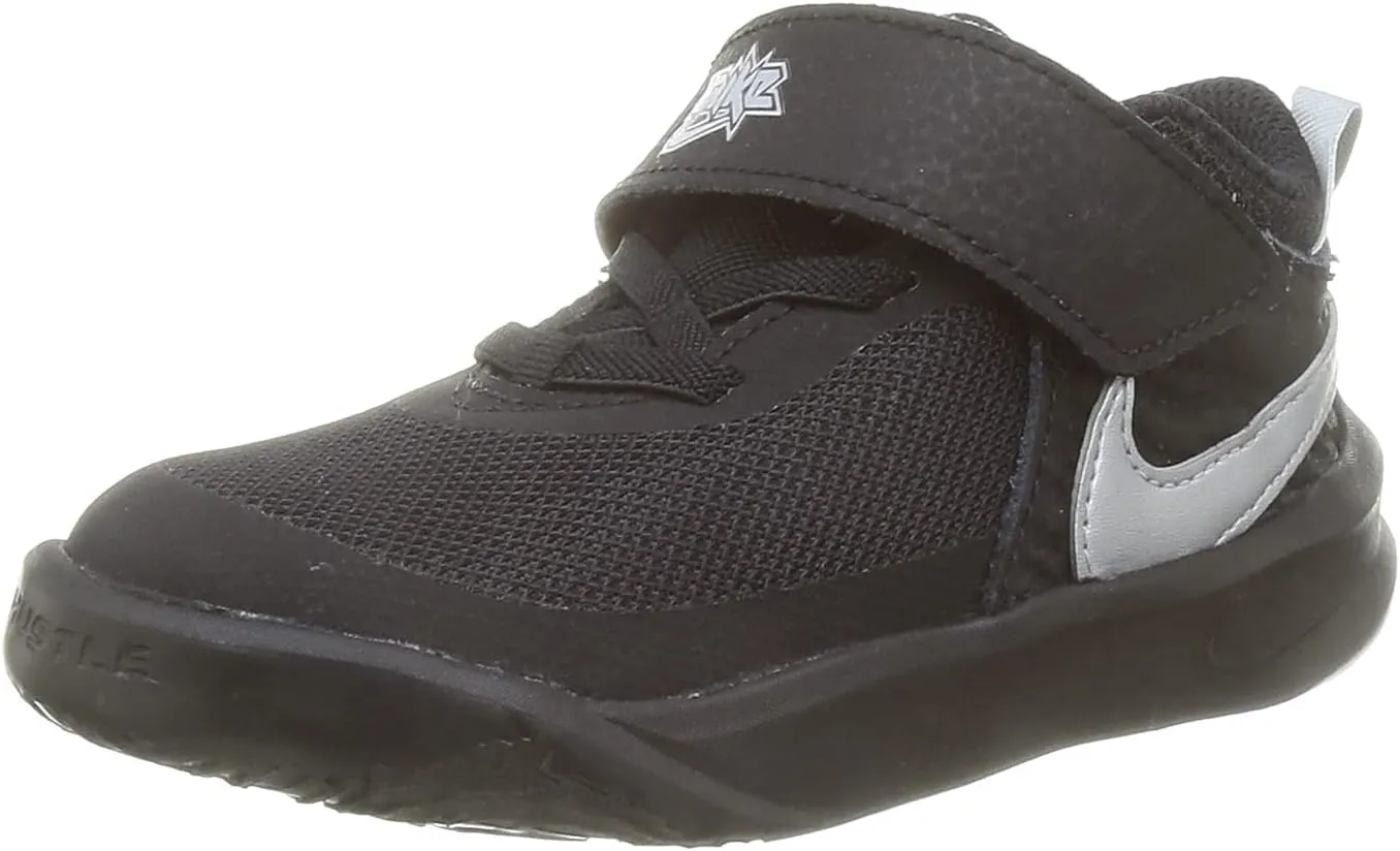 Nike unisex-child Team Hustle D 10 (Infant/Toddler)