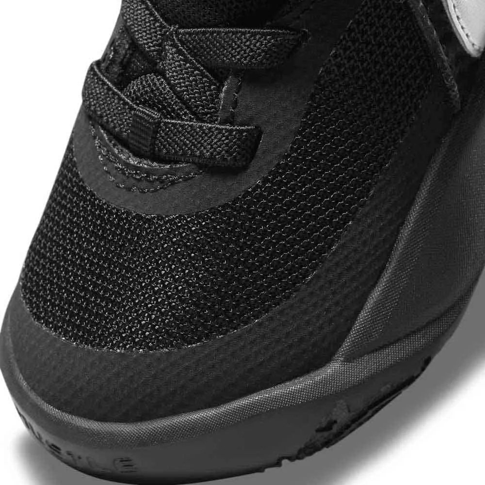 Nike unisex-child Team Hustle D 10 (Infant/Toddler)