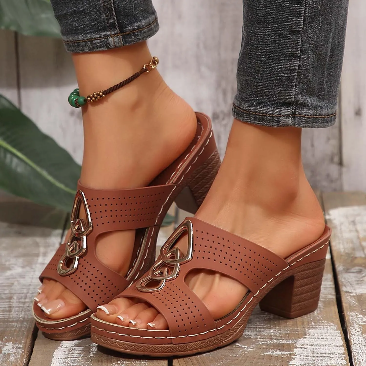 Sandals for Women 2025 Suede Platform Chunky Heel Retro Sandals with Adjustable Buckle Fashion Platform Block Heels