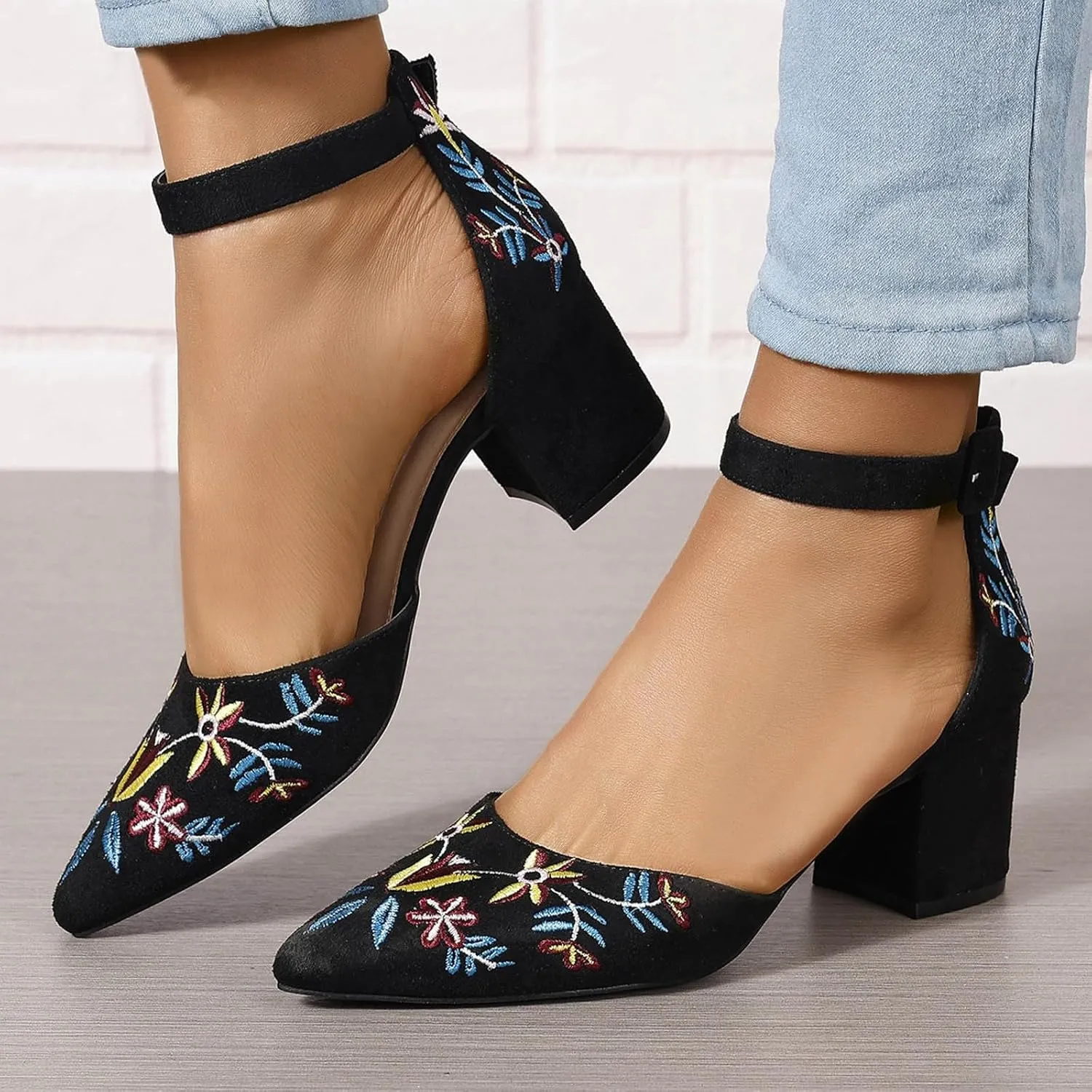 Women's Ankle Strap Pointed Toe Block Heels with Ankle Strap Ladies High Heels Women's Sandals Clear Heels