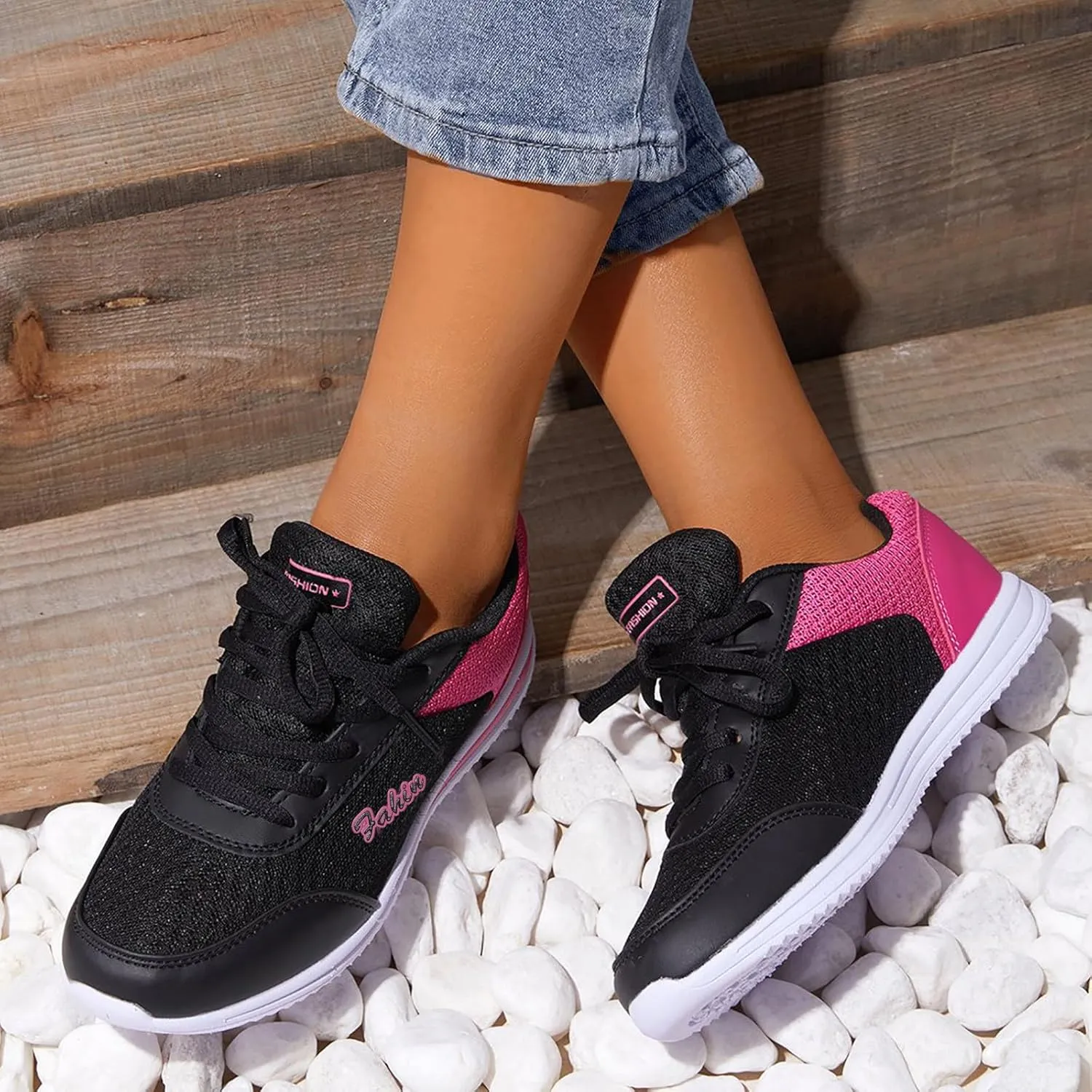 Women's Running Walking Tennis Shoes Comfortable Lace Up Running Shoes for Women Mesh Casual Tennis Shoes Chunky Sneakers Slip On Tennis Shoe Cross Trainer Shoe